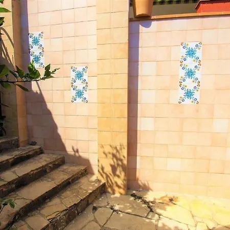 V&v Lloret-villa Suecia: Mountain View Casita With Air Conditioning Holiday home